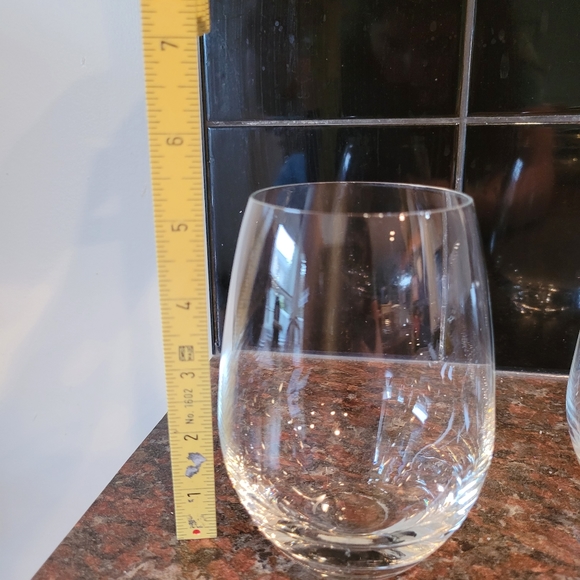 Wine Glasses - Picture 2 of 3